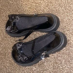 SOLD Small platform mary janes with bow Black